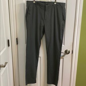 Vuori Men's Performance Stretch Cotton Chinos Pants Size 36 Gray Casual Office